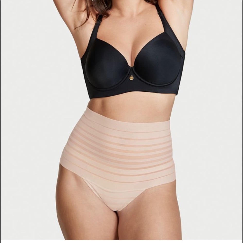 Leonisa shaping thong